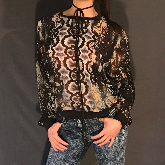 Cabi snakeskin sheer top - Picture 1 of 4